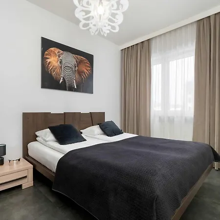Apartment Nowoczesny Z Parkingiem & Balkonem W Centrum Lodzi By Rent Like Lodz