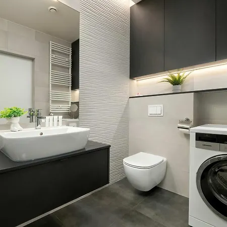 Nowoczesny Z Parkingiem & Balkonem W Centrum Lodzi By Rent Like Apartment *
